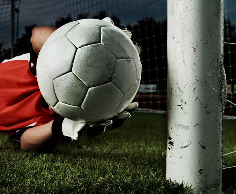 Come scegliere i guanti da portiere pi&ugrave; adatti