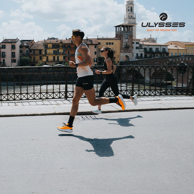 Ragazzi che corrono con scarpe da running Ulysses Waya 2