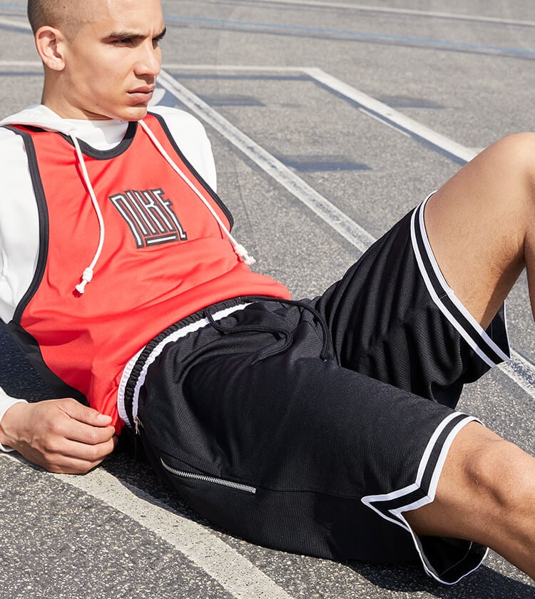 Collezione Basket Nike
