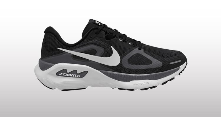 Scarpa Running Nike Structure Plus nere e bianche