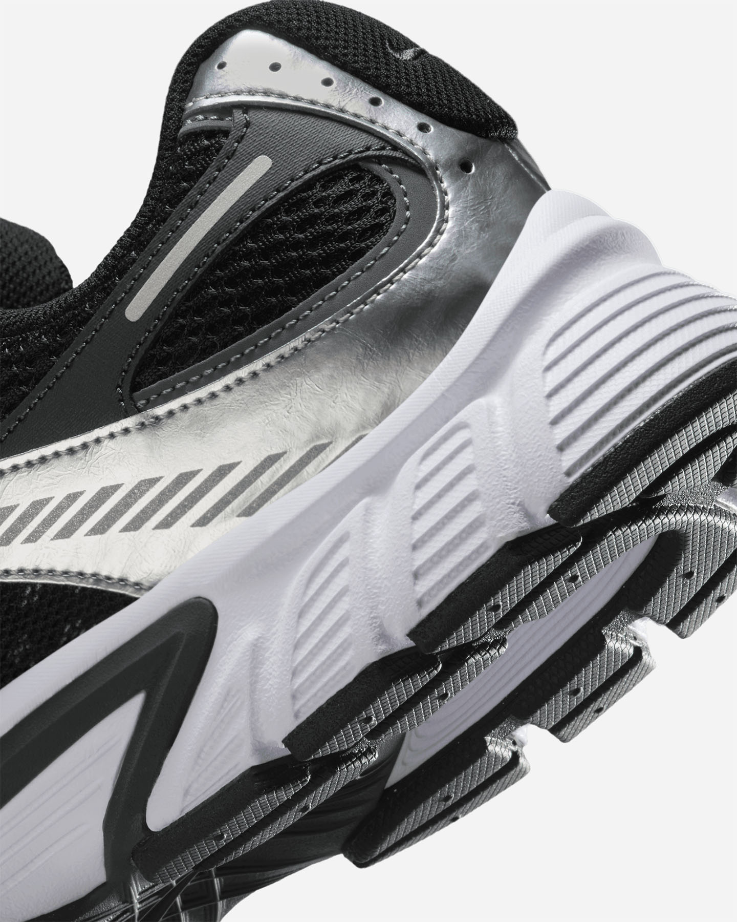 Scarpe sneakers NIKE V5 RUNNER M - Nero - 5 | Cisalfa Sport